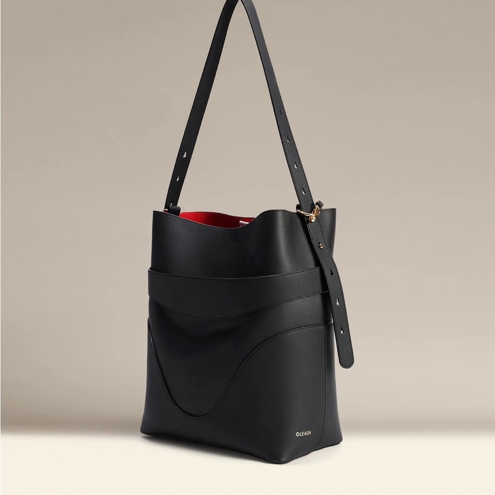 OLARA Stylish Black and Red Shoulder Bag